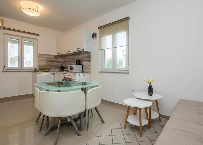 Kosic Apartman Vir