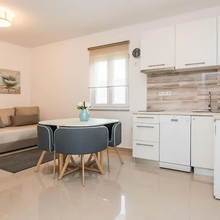 Kosic アパート *